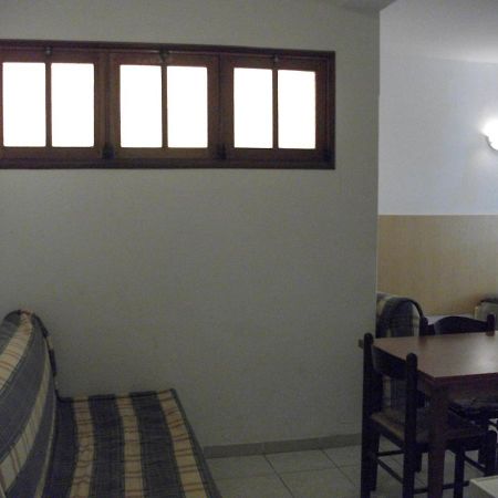 Dourada Studios Santa Maria Bagian luar foto