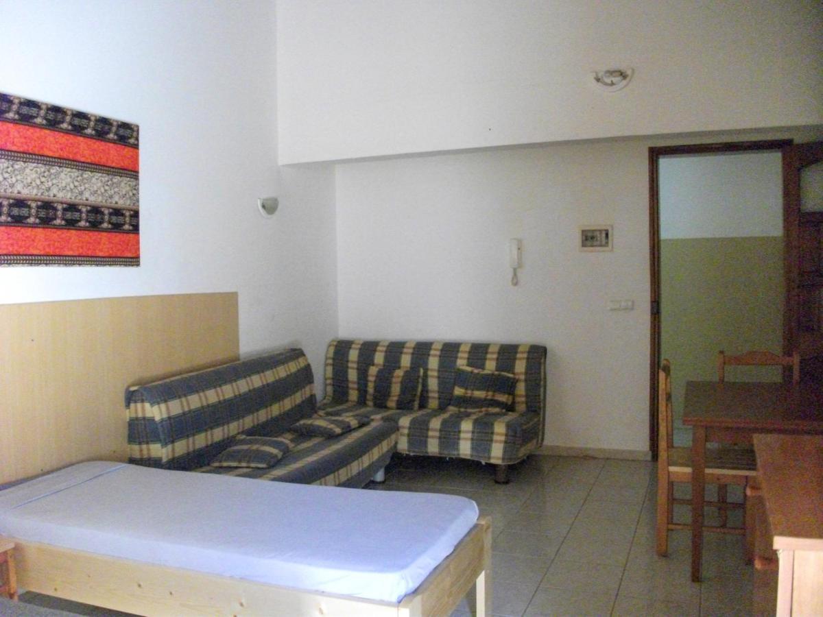 Dourada Studios Santa Maria Bagian luar foto
