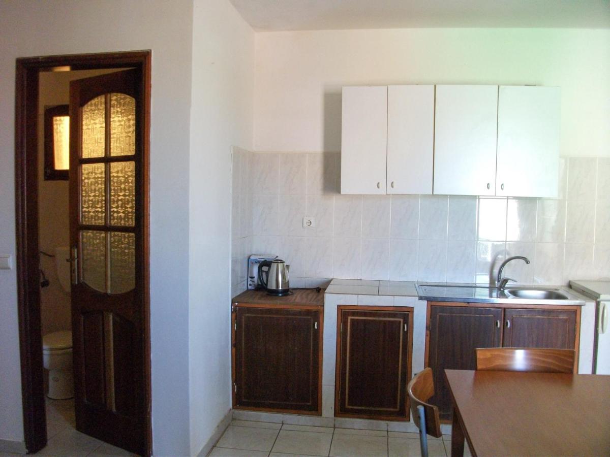 Dourada Studios Santa Maria Bagian luar foto